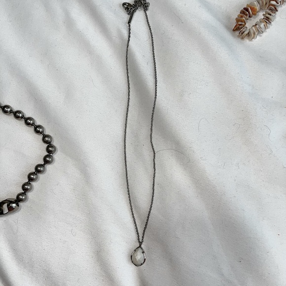 Silver & White Kendra Scott Necklace - Picture 1 of 3